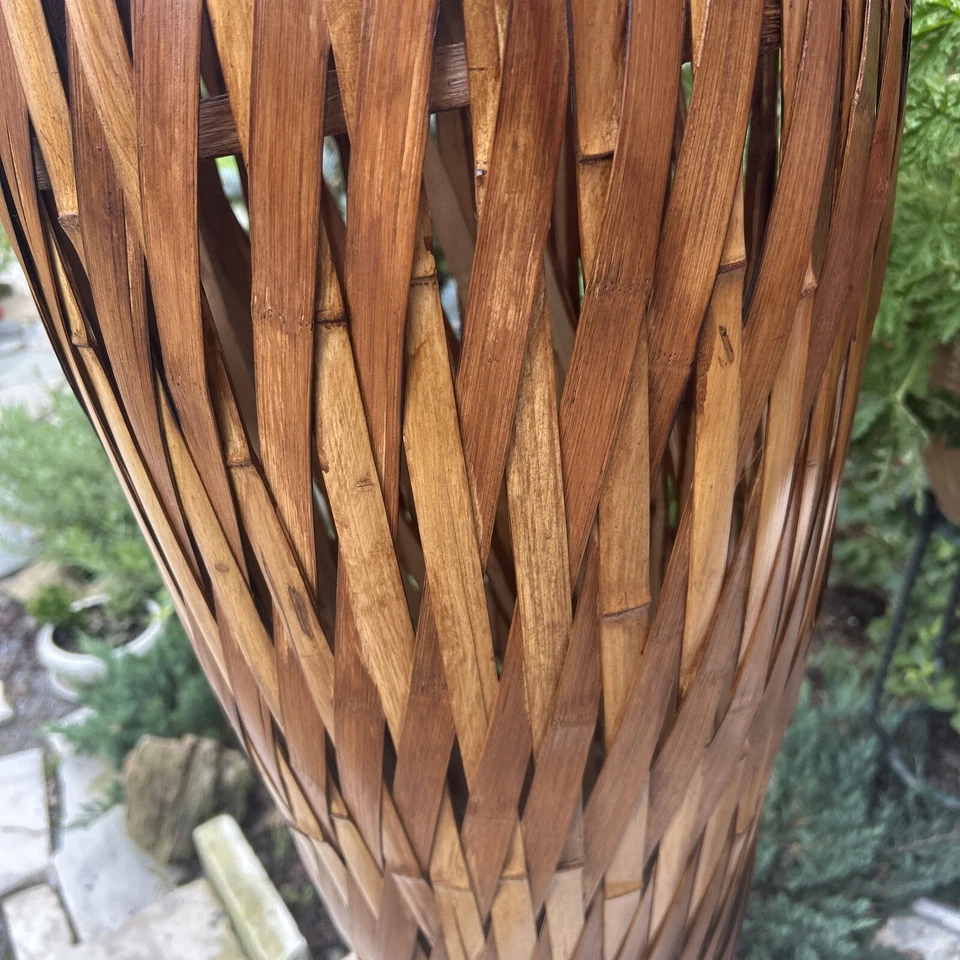 MASSIVE 30" VIntage Hand Woven Asian Bamboo Floor Vase Basket Wooden Base - Image 4 of 4