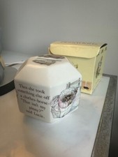 Royal Doulton Bunnykins Money Ball Boule d'Argent unused, original but poor box