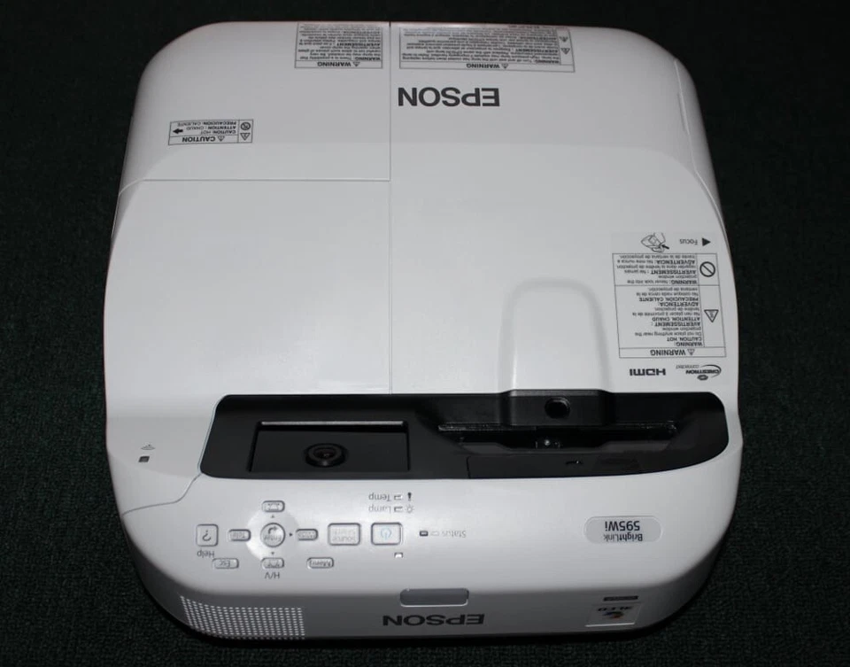 Epson Brightlink 595wi Ultra-Short Throw Projector - Image 4 of 4