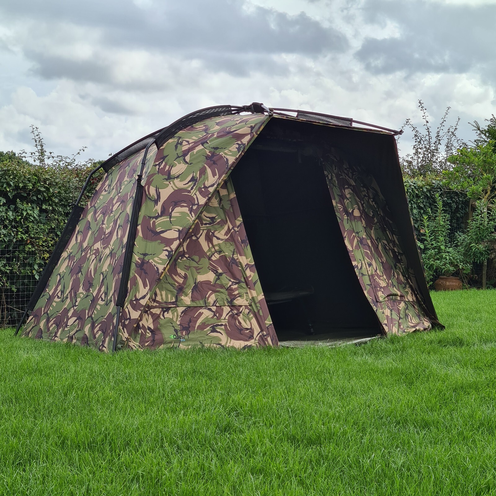 Quest Defier MK2 DPM Camo 1 Man Bivvy Carp Fishing Shelter Tackle