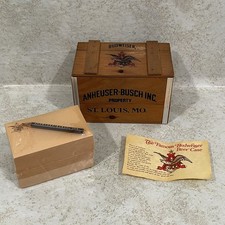 Vintage 1980 Anheuser-Busch Budweiser Mini Wooden Beer Case 6”W Note Pad Pen USA