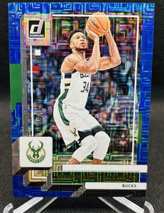 2022-23 Panini Donruss Basketball Giannis Antetokounmpo Blue Choice 9/49 #53
