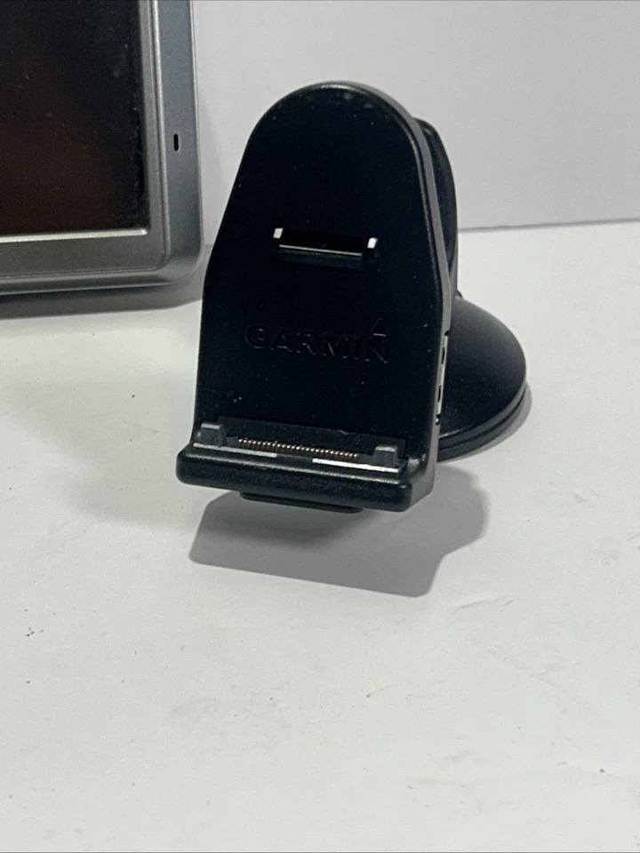 Garmin Nuvi 750 10R-023994 FCC ID IPH-01278 IC1792A-01278 GPS Navigation System - Image 4 of 4