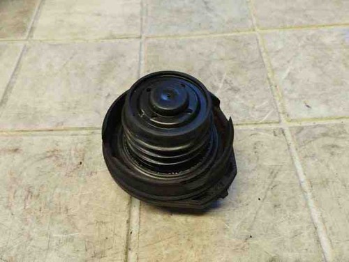 AUDI A6 4B2, C5 Kraftstofftankdeckel 1J0201553C 2.50 Diesel 132kw 2000 18208500