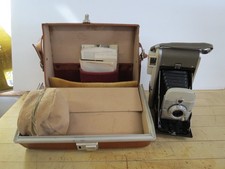 VINTAGE POLAROID LAND CAMERA W/CASE