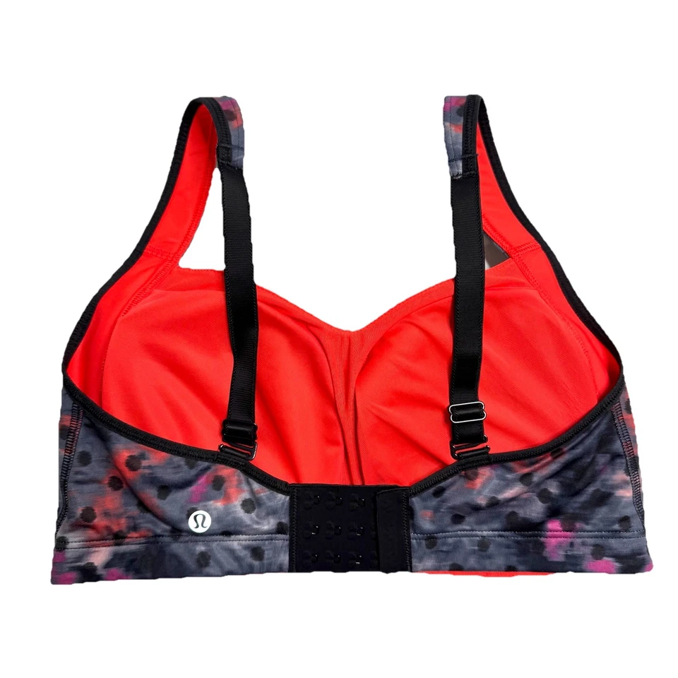Sujetador deportivo Lululemon Ta Ta Ta Tamer III 36DD WBRP/ALRM rojo/gris/púrpura lunares Foto 2 de 4