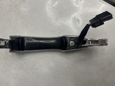 2014 - 2020 Nissan Rogue Front Right Passenger Side Door Handle Exterior OEM