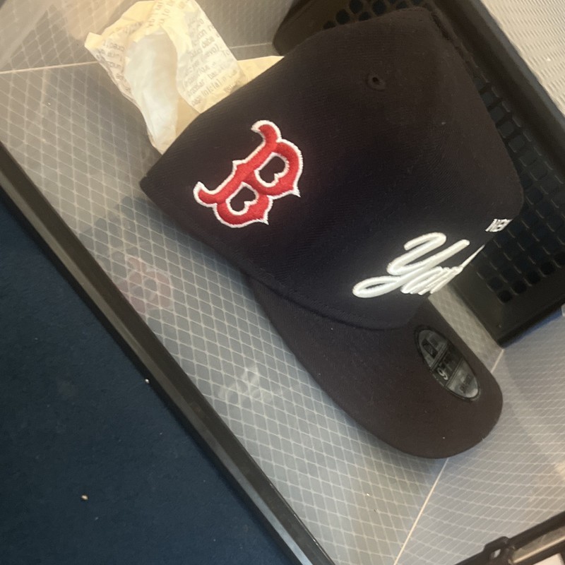 RARE “Only one” New Era Boston Red Sox "B" Hat w/ New York Yankees Script 🇺🇸