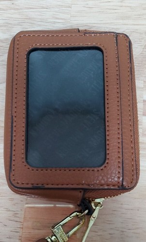 Steve MADDEN PEBBLED FAUX BROWN LEATHER WRISTLET Zip ID Credit Card - Picture 3 of 5