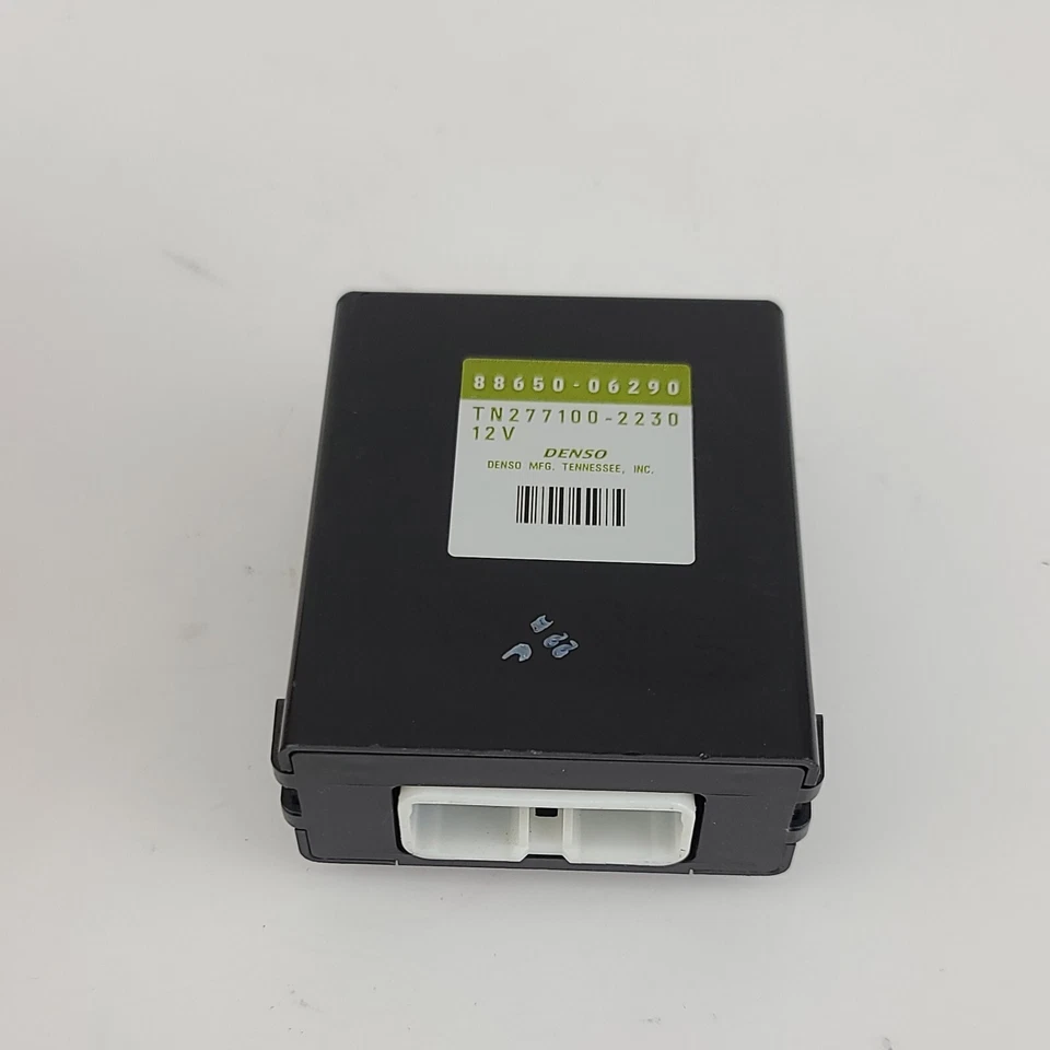 Amplificador módulo de control aire acondicionado Toyota Solara 2006 2007 2008 88650-06290 Foto 3 de 4