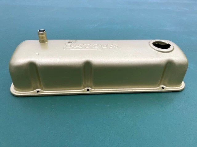 Antigua cubierta de cabeza genuina Datsun L4 Sunny B10 B110 B210 B310 camión B20 B120 B121 Foto 3 de 4