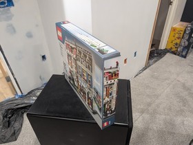 LEGO Creator Expert: Pet Shop (10218)