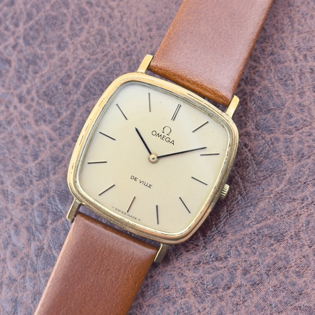Vintage 1970's Omega De Ville - Manual - Ref. 111.0118 - Men's