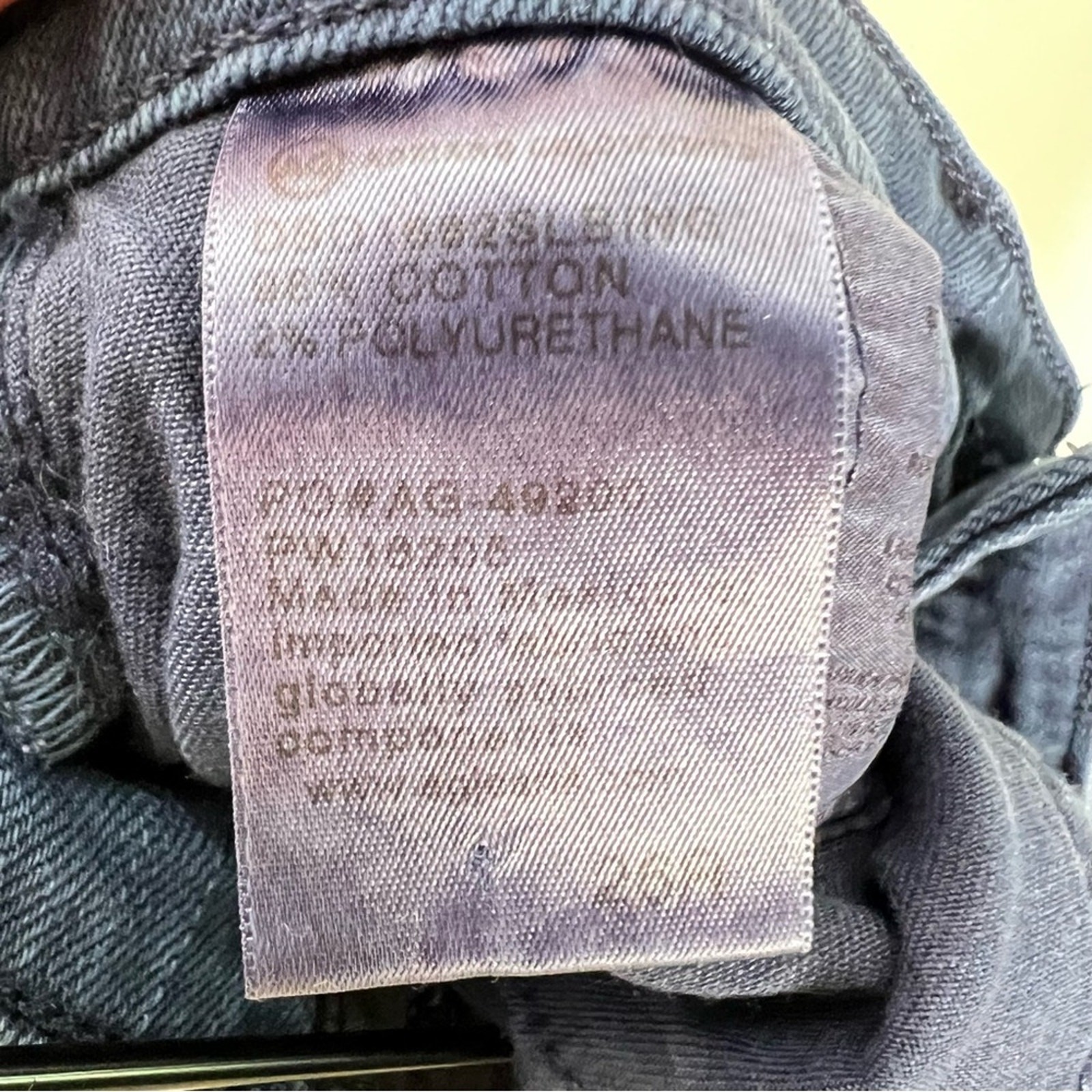 Adriano Goldschmied dark wash high rise slim flare Jody crop jeans sz 26 B93 thumbnail 3