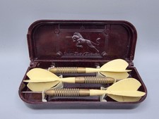 Vintage Unicorn Darts Of Distinction Darts White Flights With Plastic Case