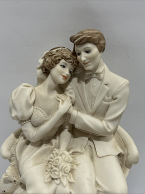 Giuseppe ARMANI Garden Wedding 1992 Florence Italy Figure Statue