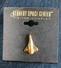 NASA Kennedy Space Center Tie Tack Lapel Pin Visitor Complex Shuttle Souvenir