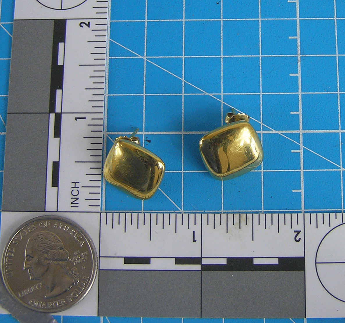 Solid 18K Gold Square Button Stud Earrings Italy … - image 6