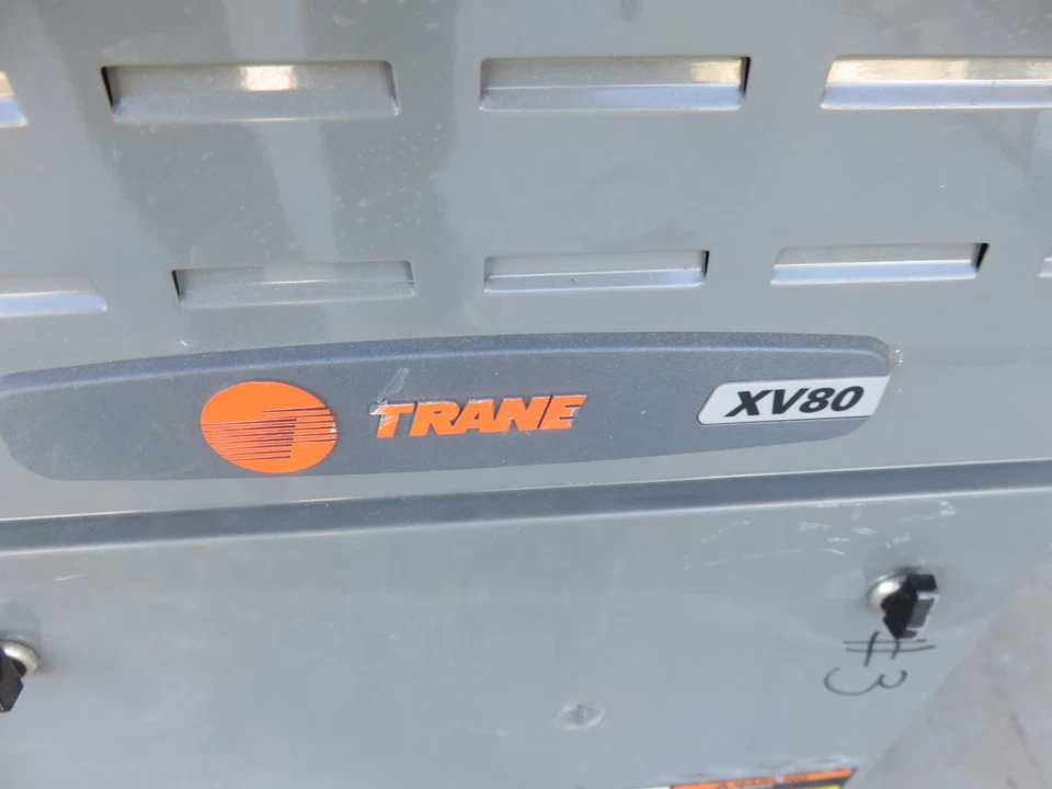 Forno a gás Trane XV80 80K BTU multi-posição 2 estágios forno a gás natural - Imagem 2 de 4