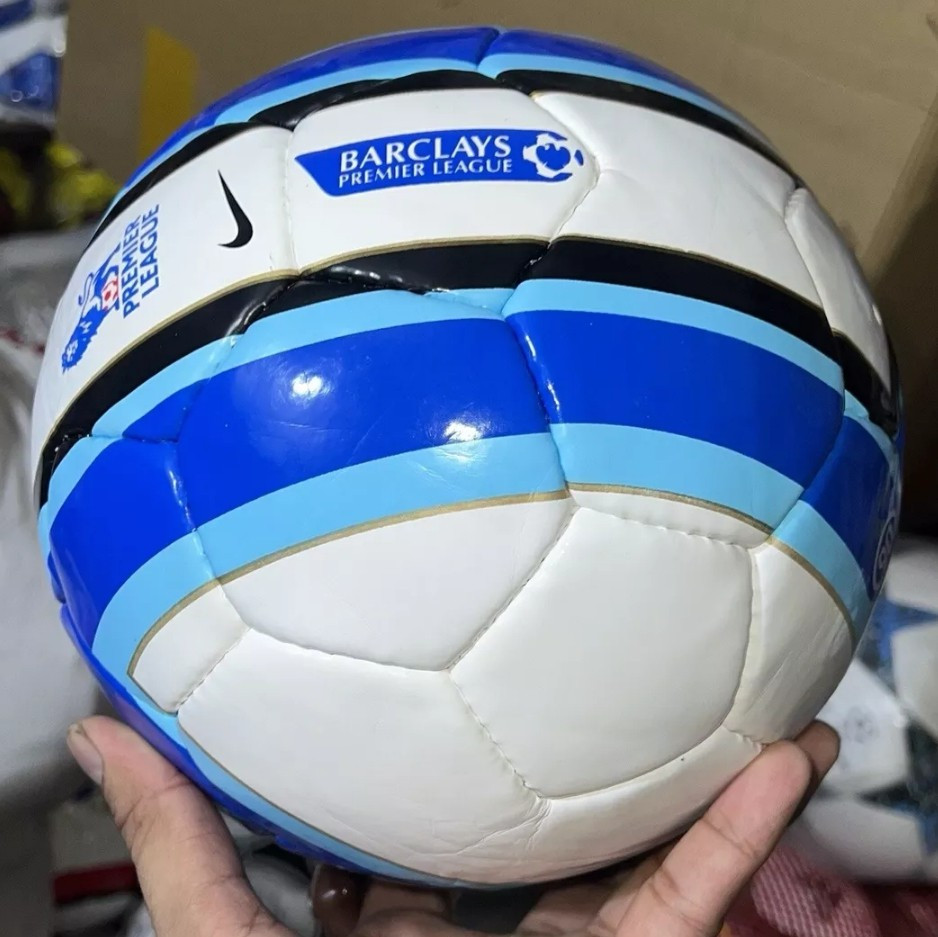 NIKE - NIKE T90 AEROW AFC 5号 NIKE - NIKE T90 AEROW AFC 5号の通販 by ブルックス's shop