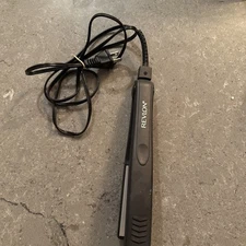 Revlon Smooth and Straight Ceramic Flat Iron, Smooth Styles 1 Inch, Used Working