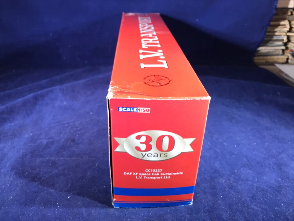 K-53 CORGI 1:50 SCALE DIE CAST TRUCK  - CC13227 DAF XF SPACE CAB CURTAINSIDE - Image 2 of 4