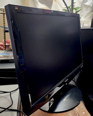 View Sonic Widescreen Monitor 22.5x14.5  HDMI Serial R4F093701560 Model VX2433WM