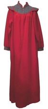 Evelyn Pearson Red Velvelur Vintage Lounging Long Robe 1/2 Zip Quilt Yoke SZ L