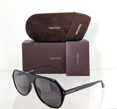 Brand New Authentic Tom Ford Sunglasses FT TF 934 01A Hayes TF0934 59mm