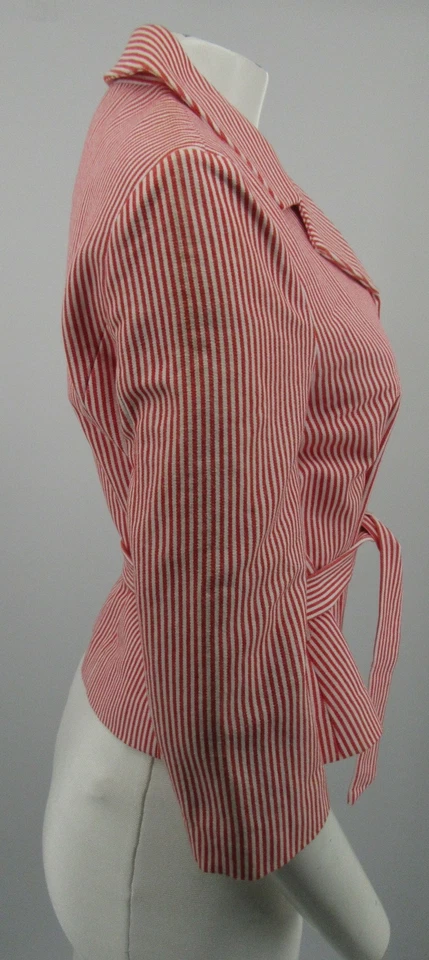 Blazer corto Tibi para mujer rojo/blanco a rayas manga 3/4 con cinturón talla mediana  Foto 2 de 4