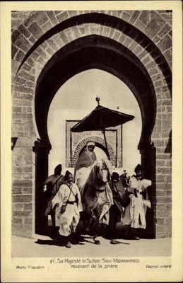 KING OF MOROCCO Sultan sidi Mohammad Returning from Prayer ISLAM Postcard