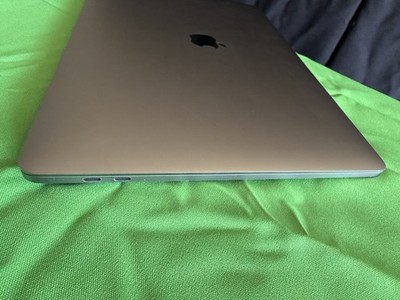 MacBook Pro 15 Inch 2018 , Model A1990 ,Touch Bar, i7 16GB 256GB
