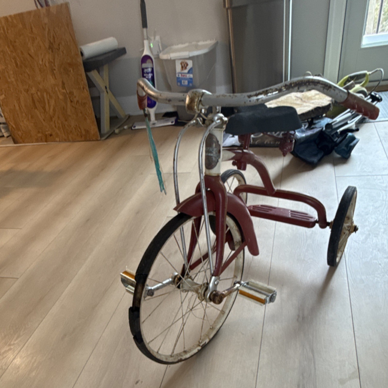 (Used) American Vintage Tricycle Red Metal 3 Wheels Ride-On for Kids Ages 4-7 (375.00 USD)