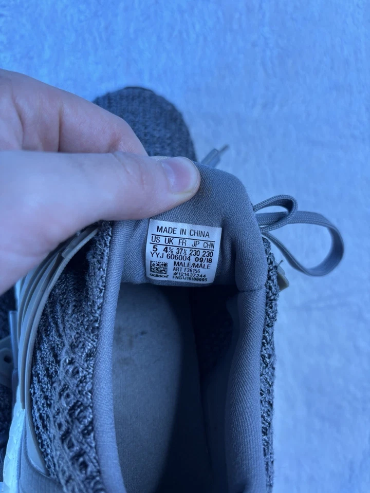 Adidas UltraBoost 3.0 Zapatos para Correr Juveniles Talla 5 Gris *Ver descripción* Foto 3 de 3