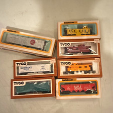 Bachmann TYCO HO 1:87 Lot of 7 cars in orig boxes