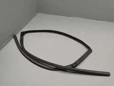 ACURA MDX 2014-2020 REAR PASSENGER DOOR WINDOW RUN CHANNEL WEATHERSTRIP SEAL OEM