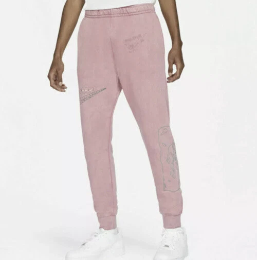 Nike club deals cuff