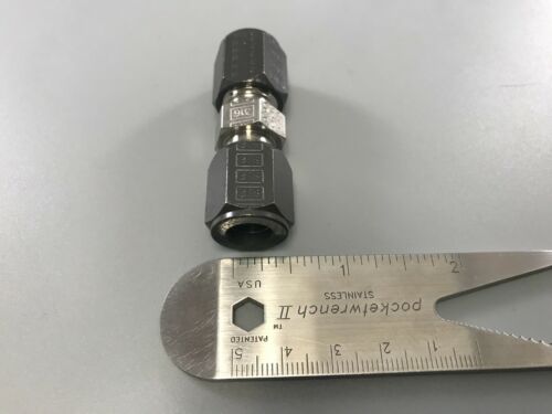 SSP AM6U TUBE TO TUBE UNION, 3/8" TUBE OD, 9/16" THREAD 316SS - Picture 3 of 3