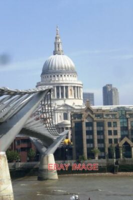 PHOTO  ST PAUL'S CATHEDRAL FROM UNDER THE MILLENNIUM BRIDGE SOUTH BANK SE1  2008
