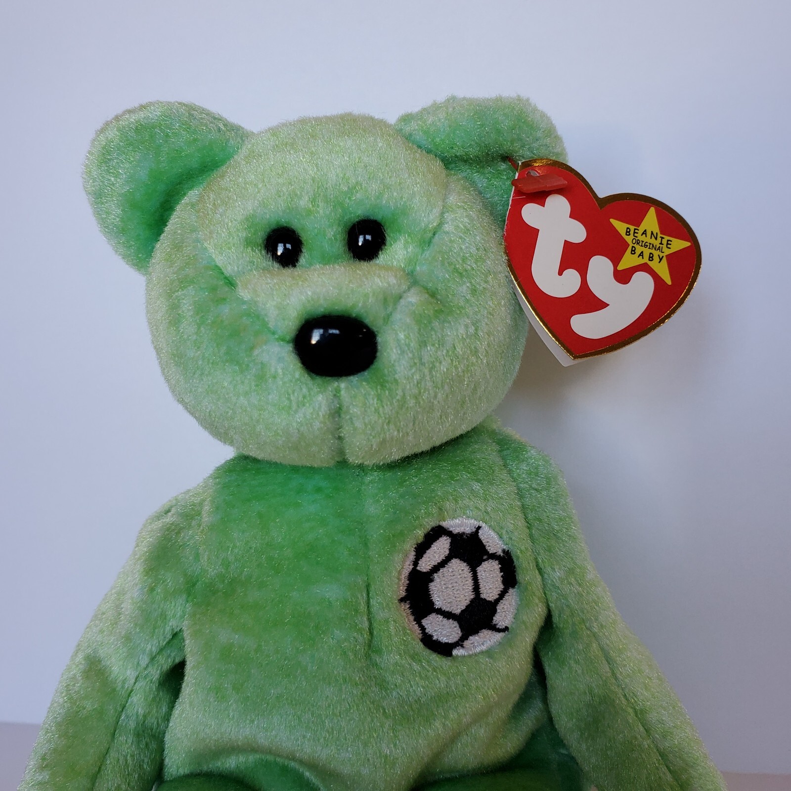 RARE FIND! Ty Beanie Baby KICKS, the Soccer Bear, w/Tag Errors 98/99