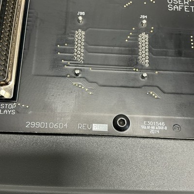 299010067 299010604 Robot Safety Control Module EtherCAT Industrial Panel W-747