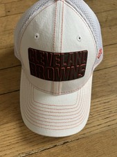 Cleveland Browns New Era 39Thirty Neo Tonal Silicone M/L FlexFit Cap Hat
