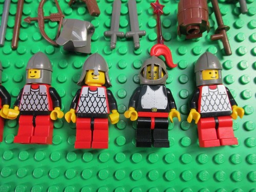 genuine LEGO VINTAGE castle KNIGHTS minifigure set lot BUNDLE horse - Picture 2 of 7