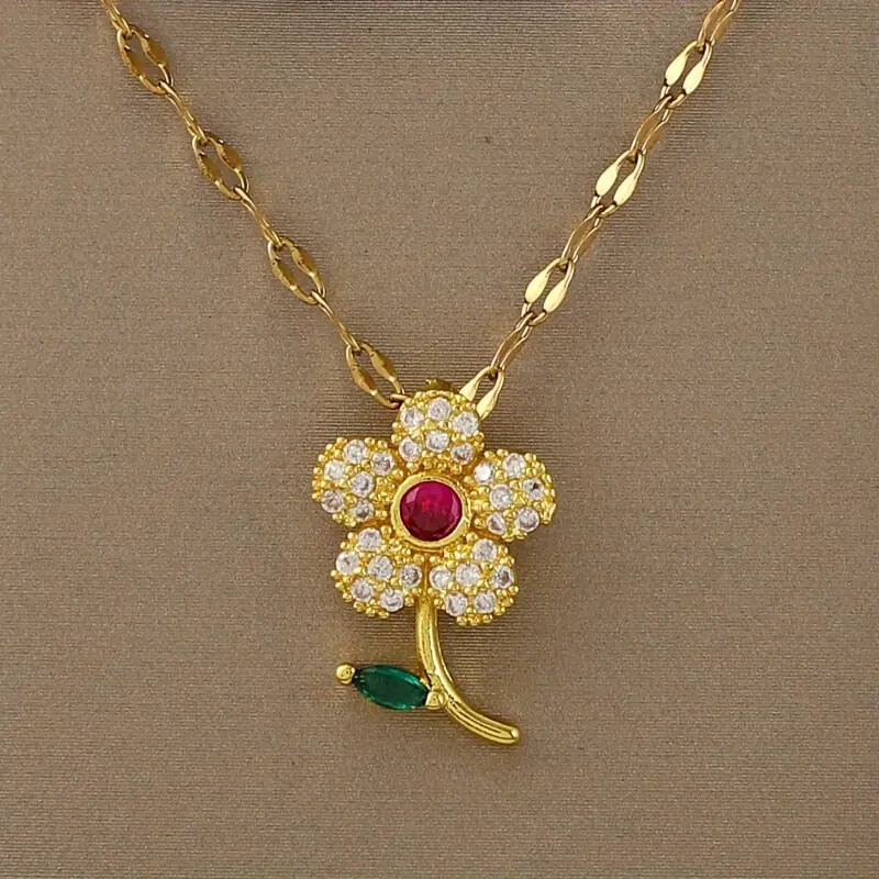 Fashion Shiny Cubic Zirconia Flower Pendant Necklace Jewelry