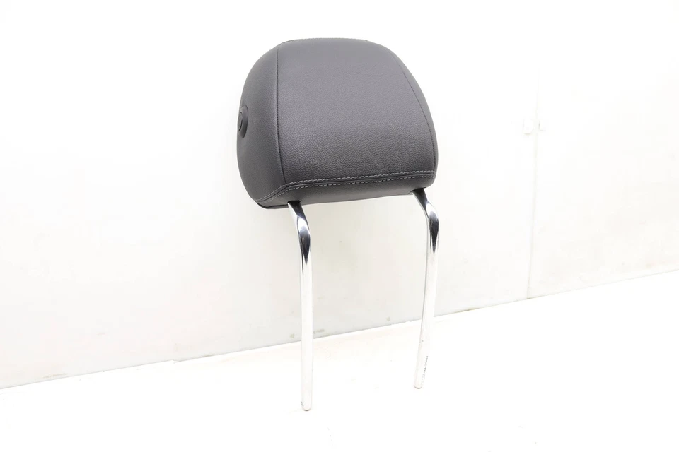 2015-2019 MERCEDES-BENZ GLA45 AMG - Front SEAT Headrest / HEAD REST 2469701300 - Image 3 of 4