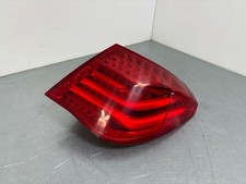 BMW 7 F01 F02 F03 F04 2011 Hinten rechts Rückleuchte Heckleuchte 7182198