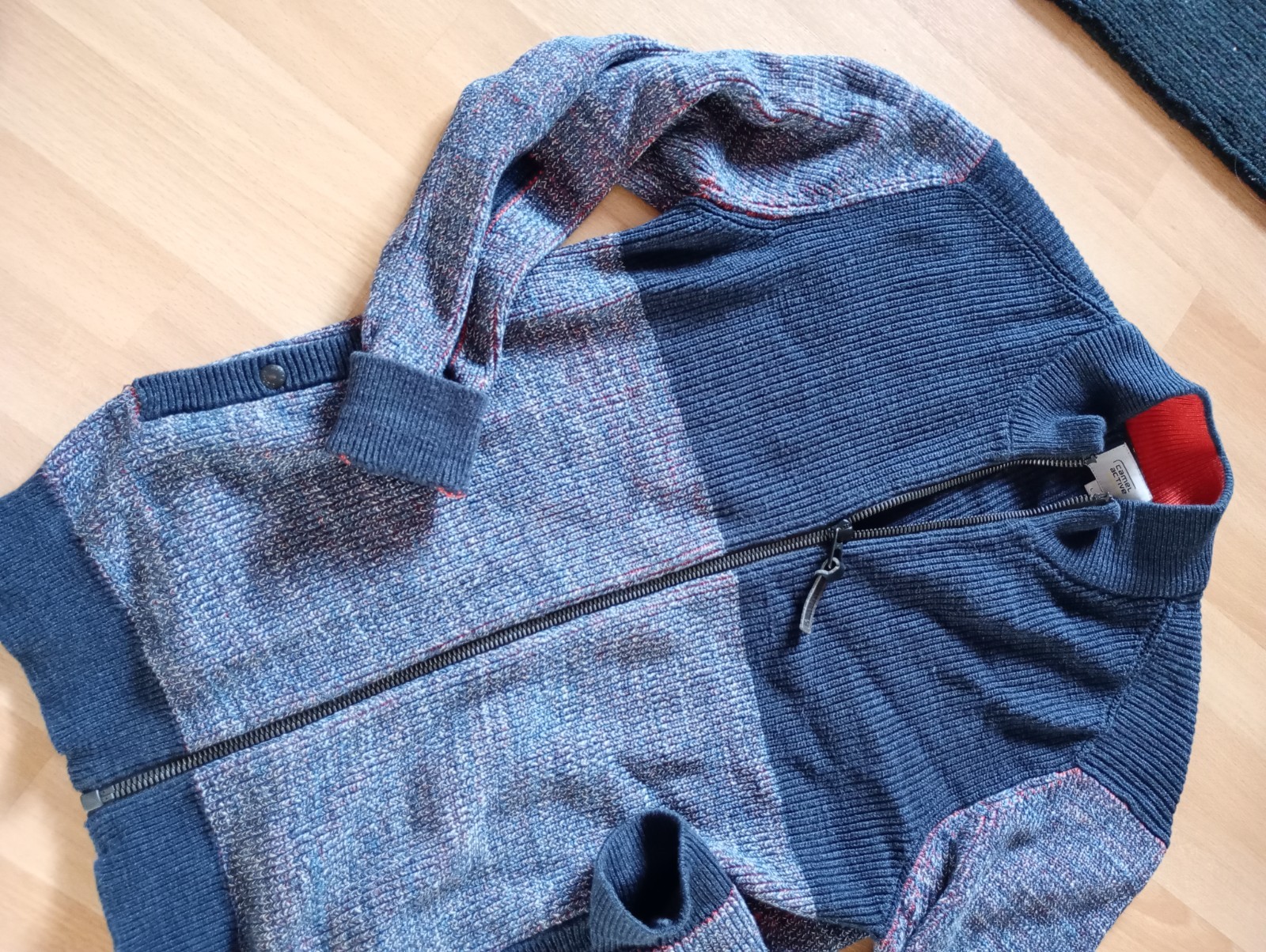 Camel Active Herren-Strickjacke  in Größe L -  Grautöne - gebraucht sehr gut