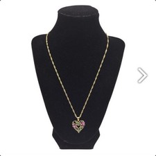 Pretty 10K Yellow Gold Twisted Rope Necklace With Gemstone Heart Pendant