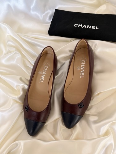 Chanel brown leather ballet flats with contrasting toe cap size EUR 35.5 / UK2.5