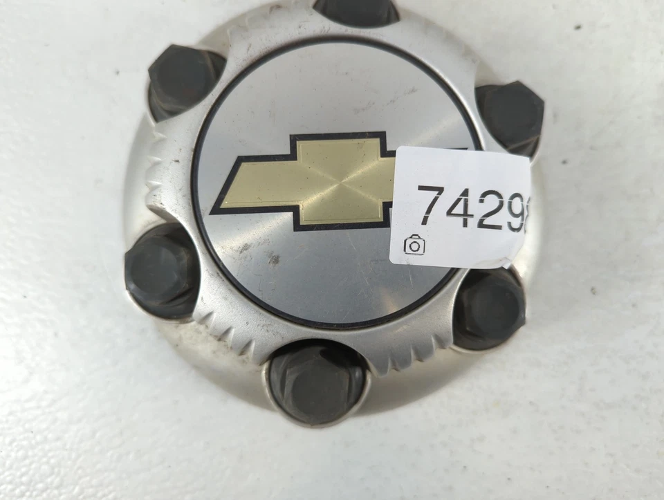 Chevrolet Express 2500 2018 llanta tapa central MVVZS Foto 3 de 4